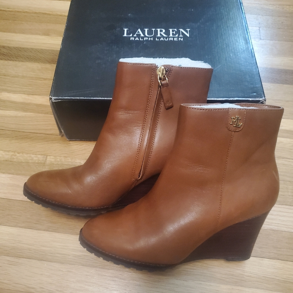 Ralph Lauren Shaley wedge booties caramel / tan leather